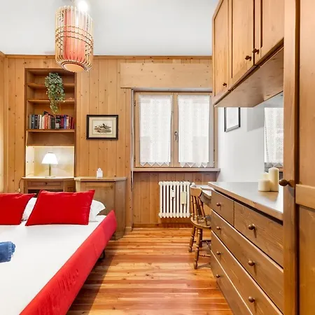 - 2br Private Garage&wi-fi